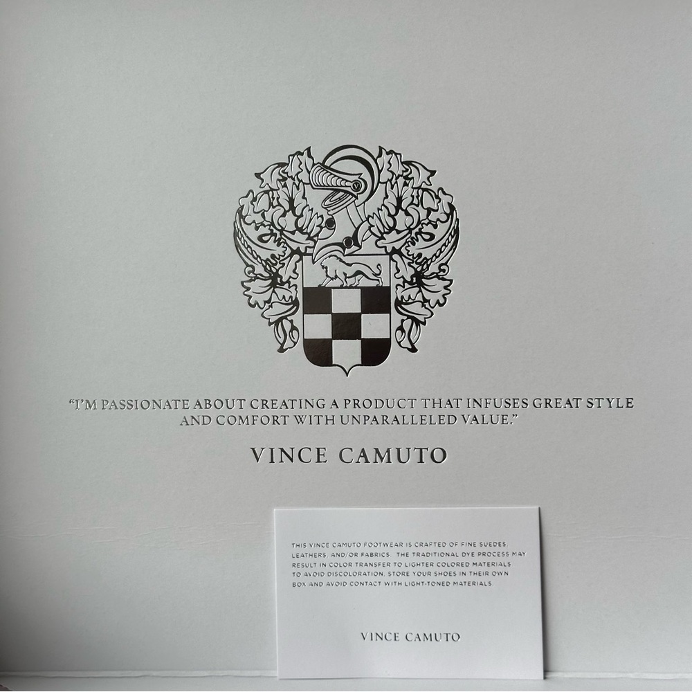 Vince Camuto Sachel Cap Toe Pump 12 - Picture 16 of 16